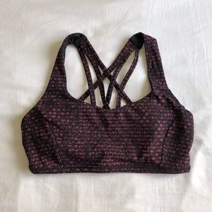 Lululemon Sports Bra (size 6)